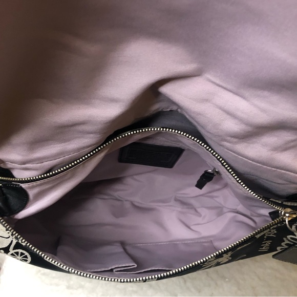Coach Beautiful Horse & Carriage Cargo Flap Handbag F14888 Like New Condition - Picture 8 of 12